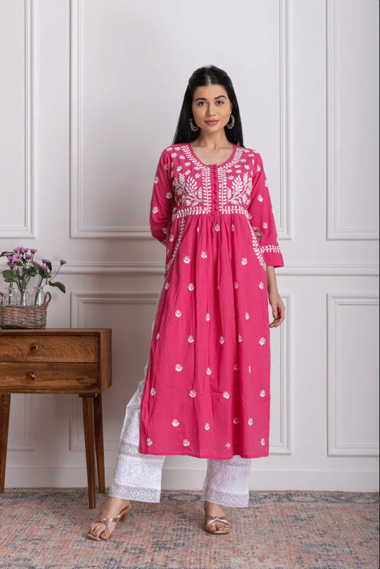 Guide to Choosing the Perfect Kurti for Your Body Type